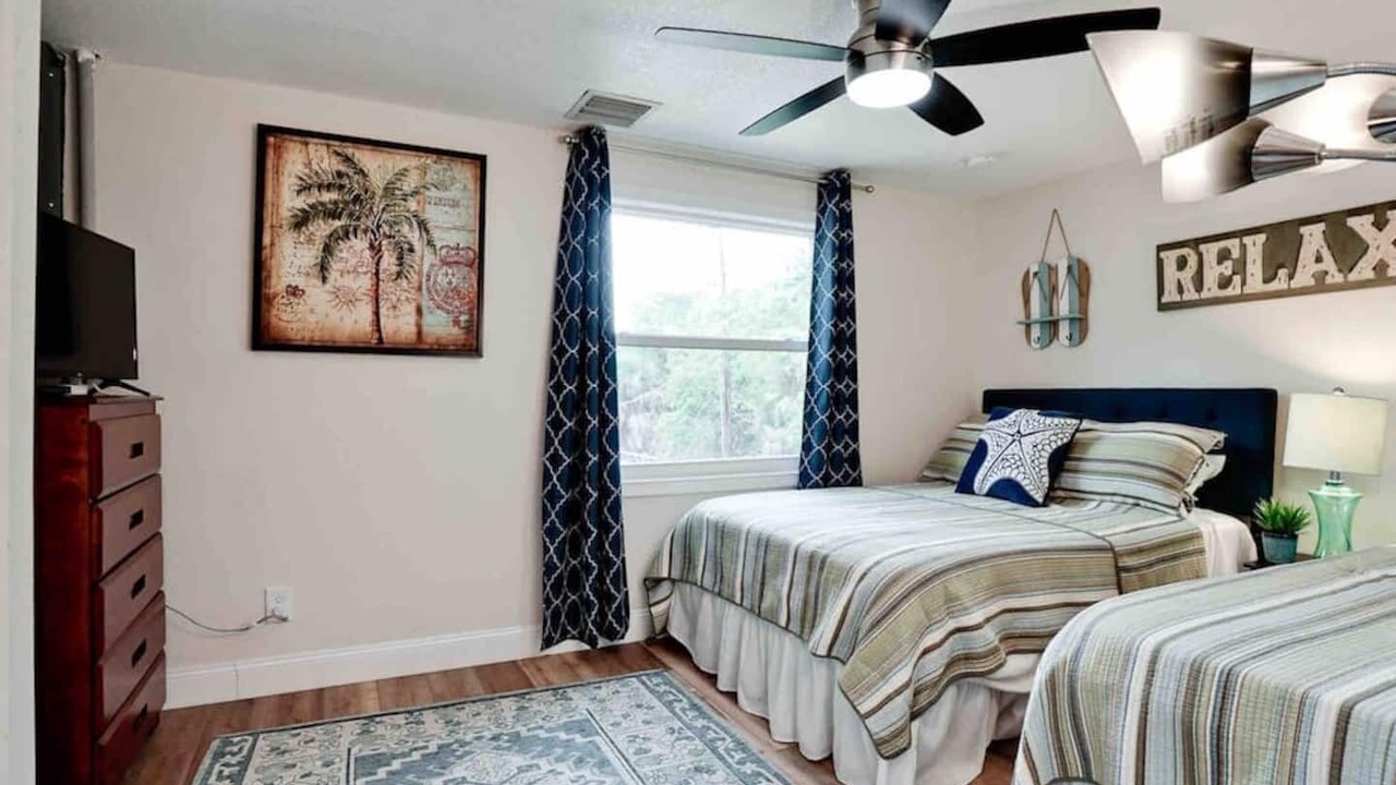 Photo of Bedroom in Englewood