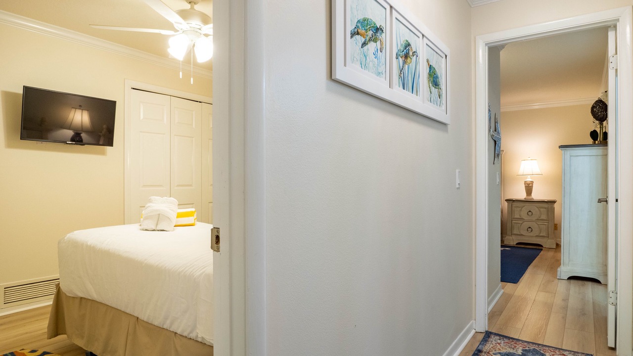 Photo of Bedroom in Holmes Beach