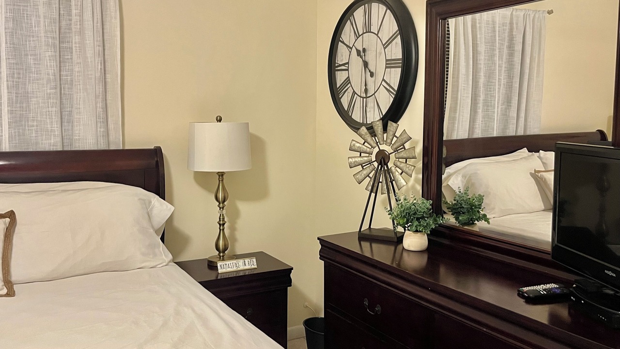 Photo of Bedroom in Indian River Estates