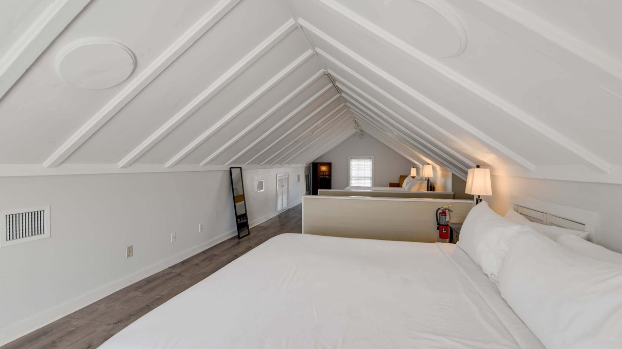 Photo of Bedroom in Downtown