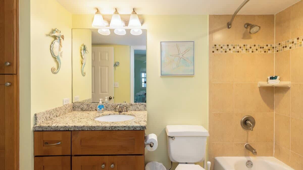 Photo of Bathroom in Tavernier
