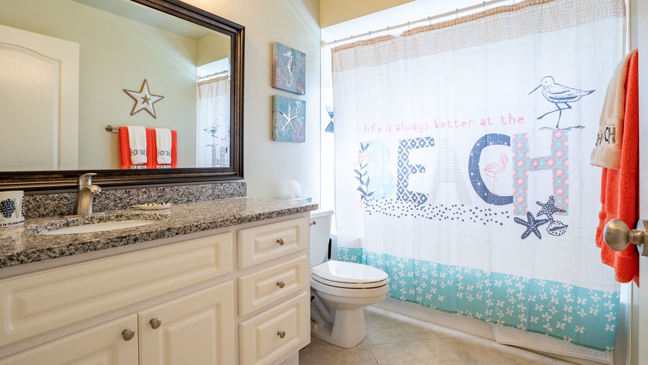 Photo of Bathroom in Pelican