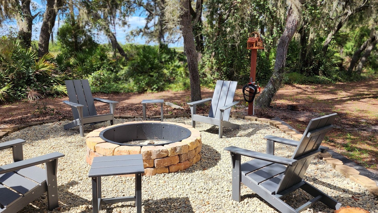 Photo of Outdoor in Frostproof