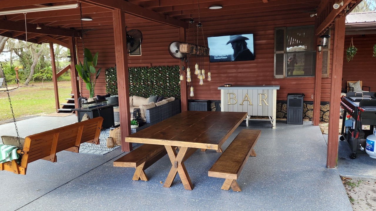 Photo of Outdoor in Frostproof