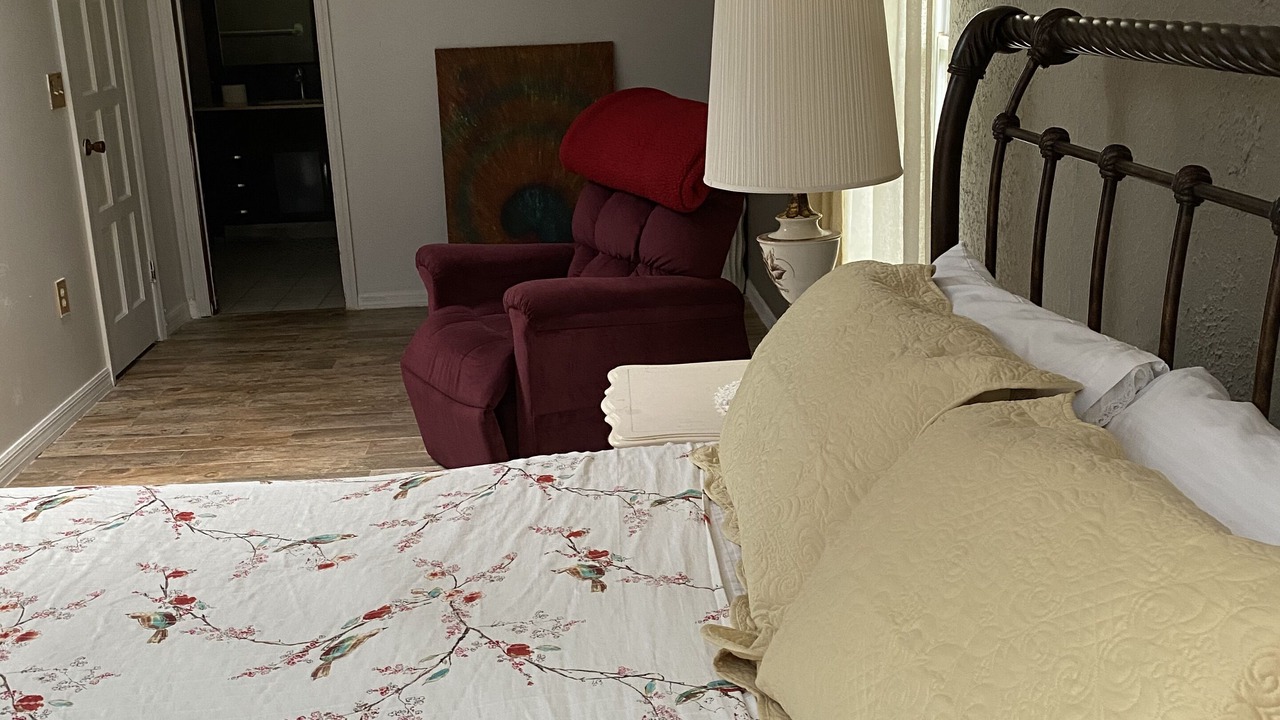 Photo of Bedroom in Tropic