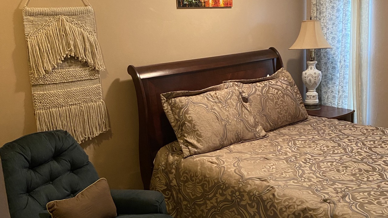 Photo of Bedroom in Tropic