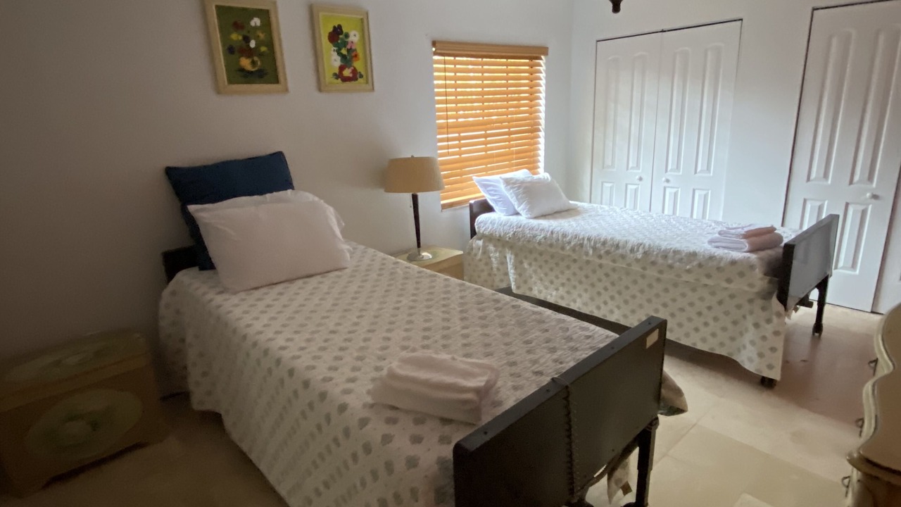 Photo of Bedroom in Tropic