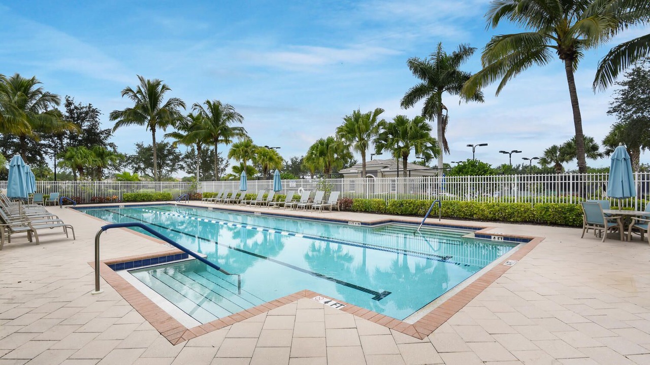 Photo of Outdoor in Village Walk of Bonita Springs