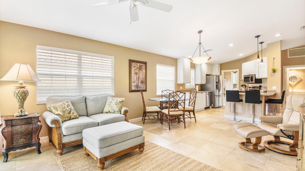 Photo of Livingroom in Village Walk of Bonita Springs