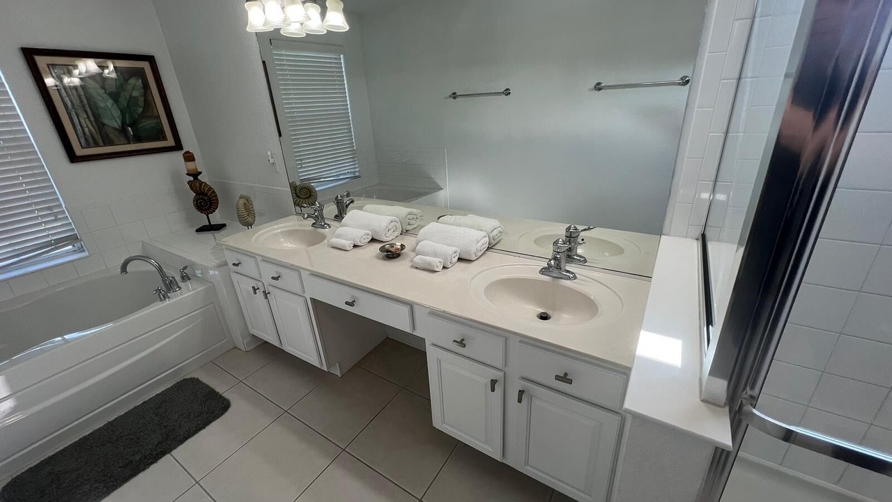 Photo of Bathroom in Windsor Hills