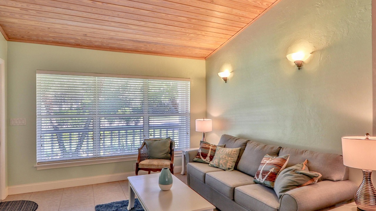 Photo of Bedroom in Sebring
