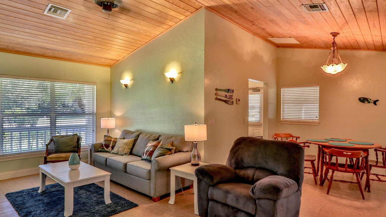 Photo of Livingroom in Sebring