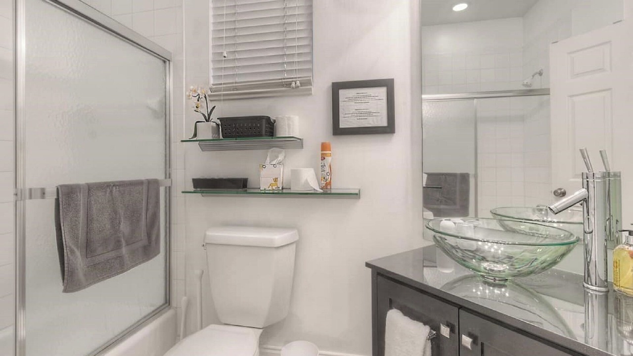 Photo of Bathroom in Port Saint Lucie