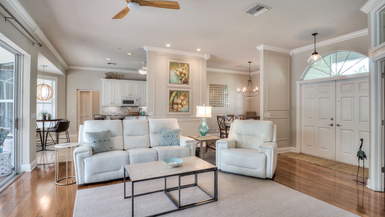 Photo of Livingroom in Bonita Shores