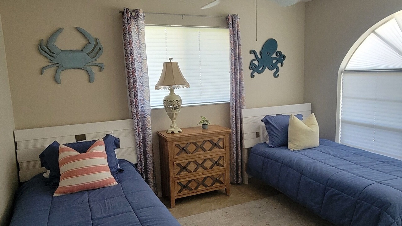 Photo of Bedroom in Bonita Shores