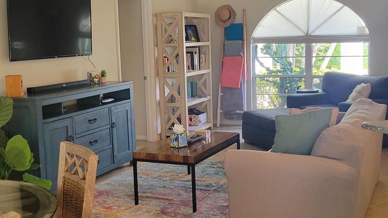 Photo of Livingroom in Bonita Shores