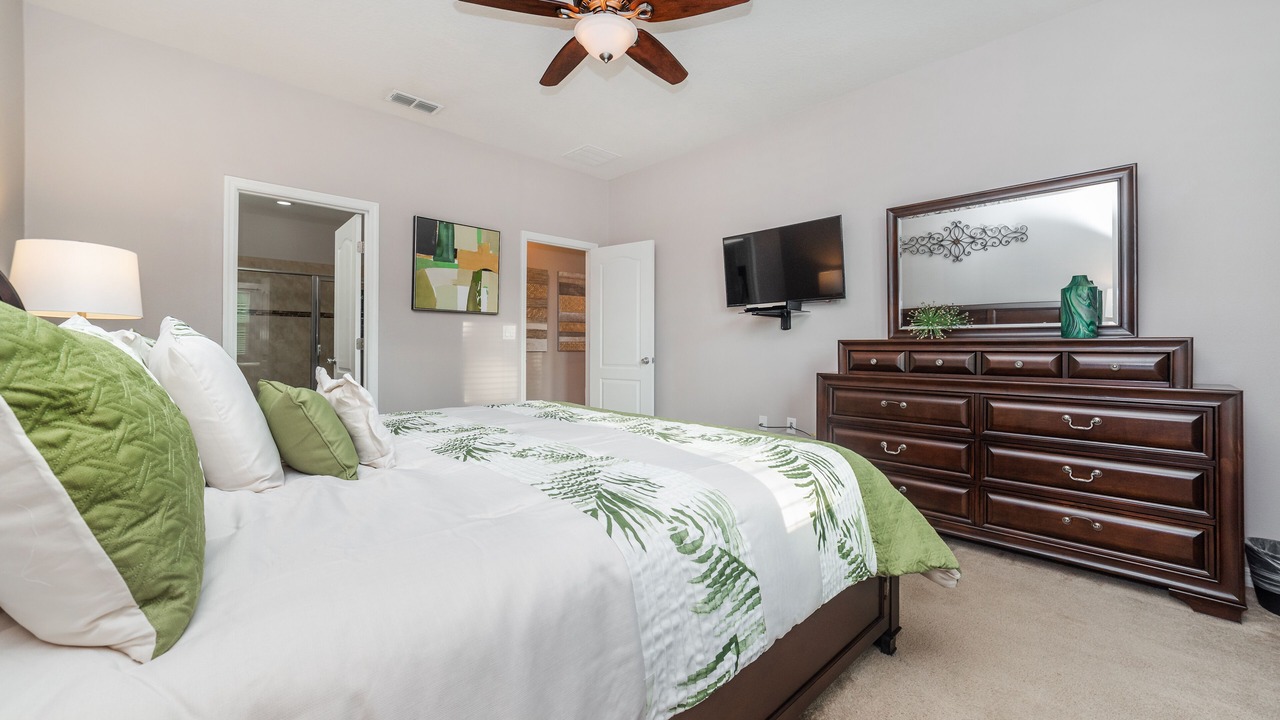 Photo of Bedroom in Davenport