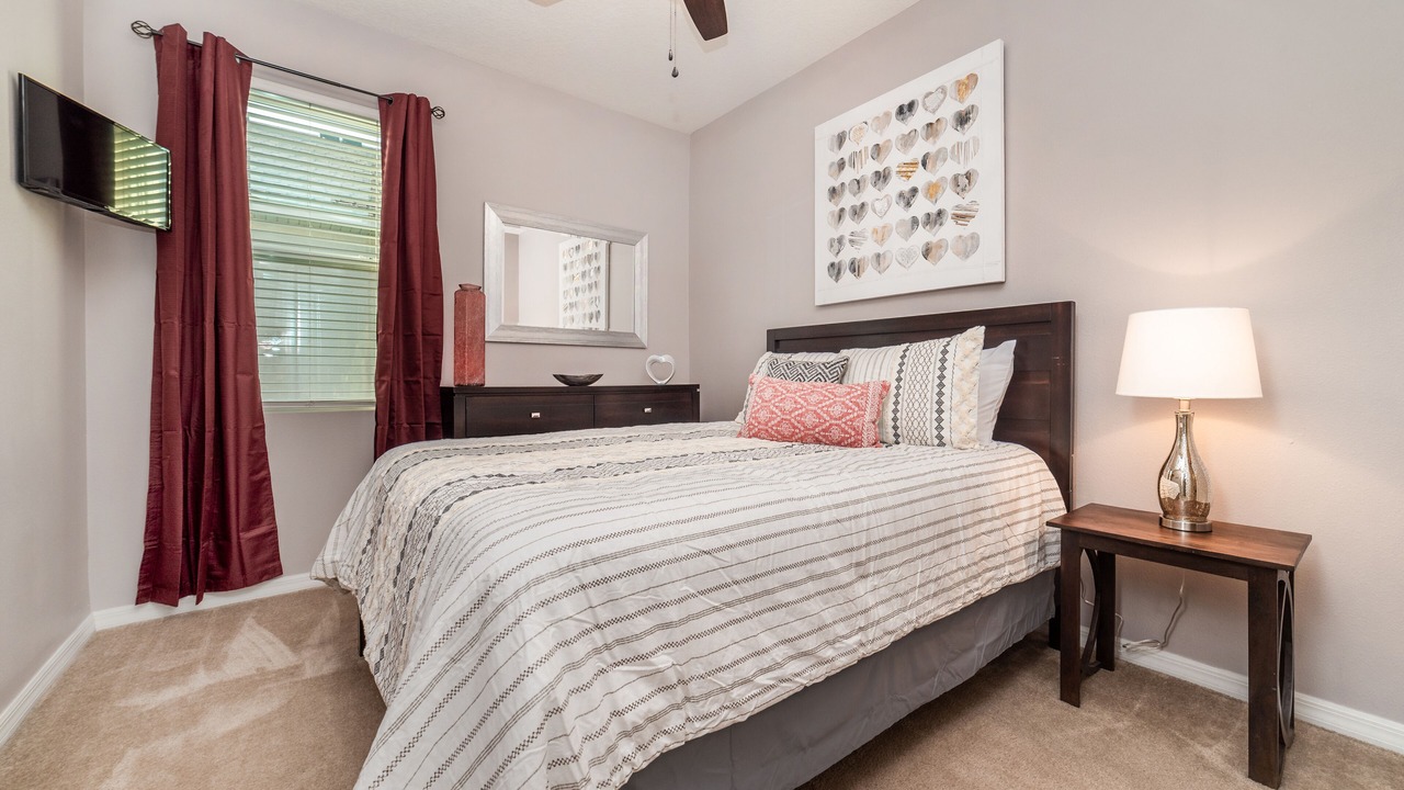 Photo of Bedroom in Davenport