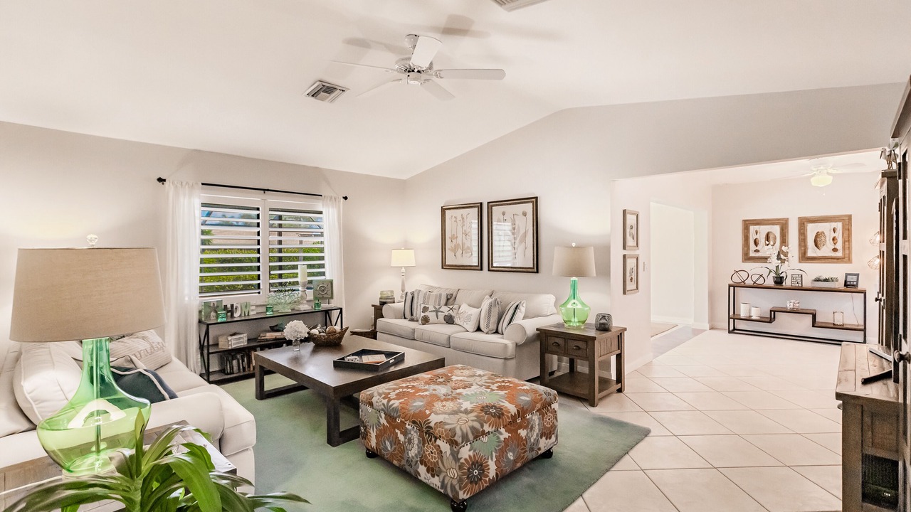 Photo of Bedroom in Bonita Shores