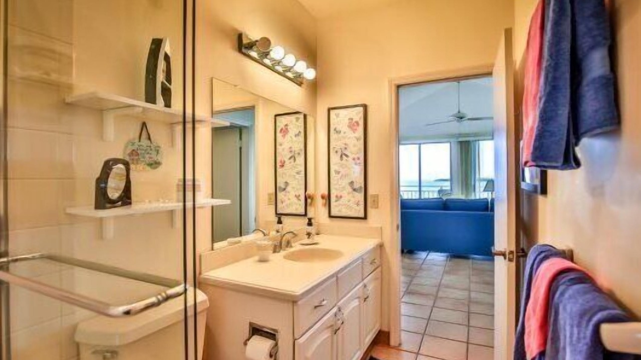 Photo of Bathroom in Long Key