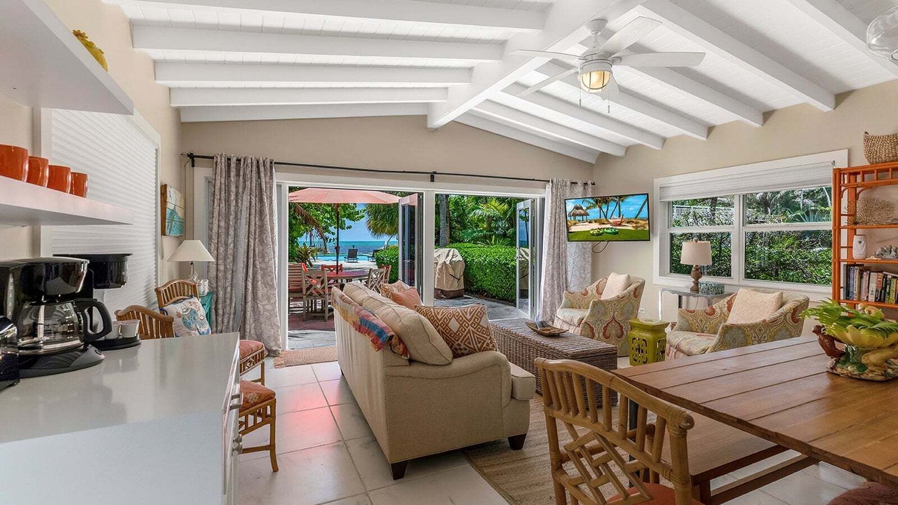 Photo of Livingroom in Islamorada
