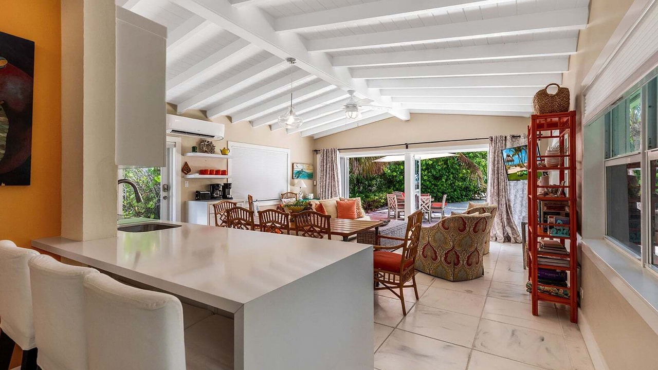 Photo of Livingroom in Islamorada