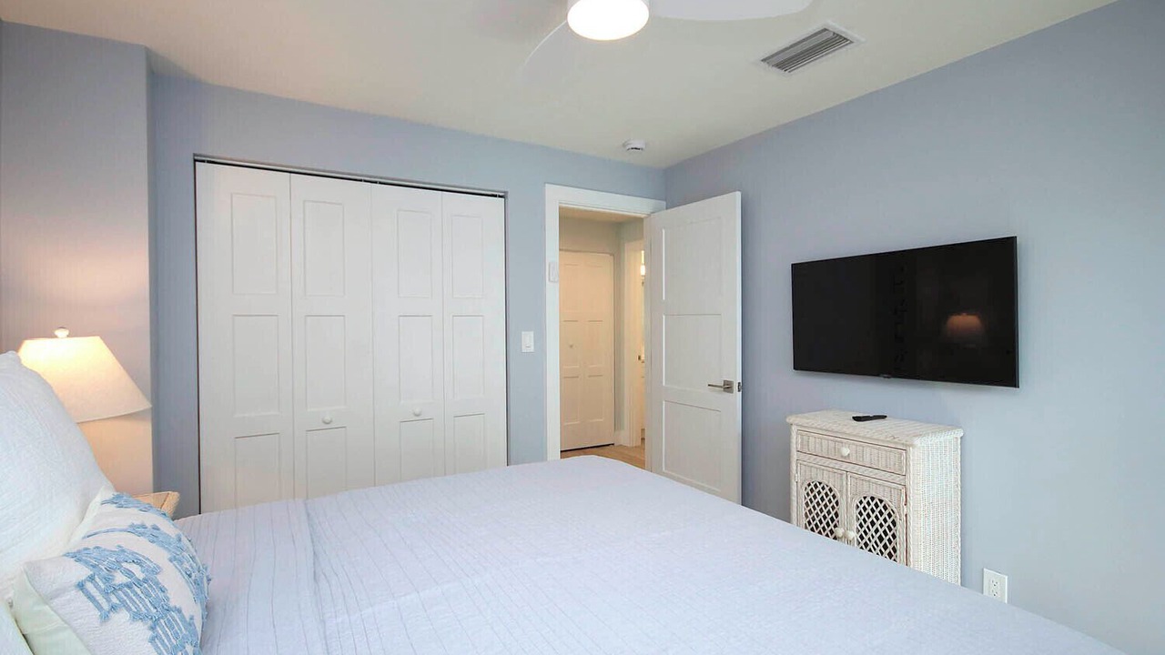 Photo of Bedroom in Captiva