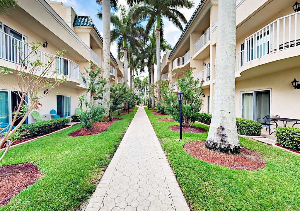 Photo of Buildings in Siesta Key