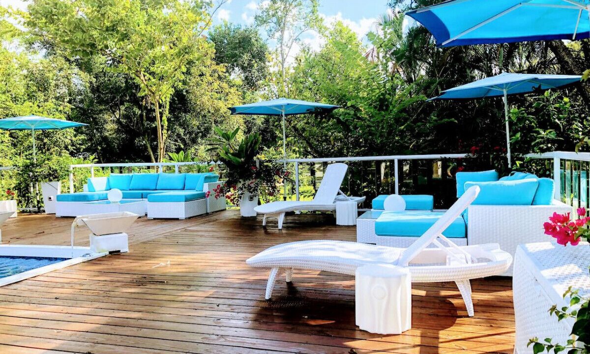 Photo of Patio Balcony in Oakes Estates
