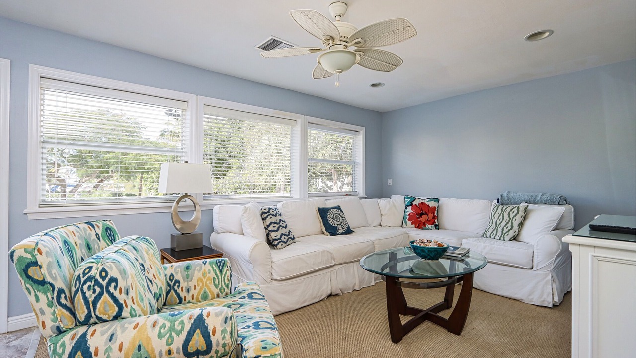 Photo of Livingroom in Captiva