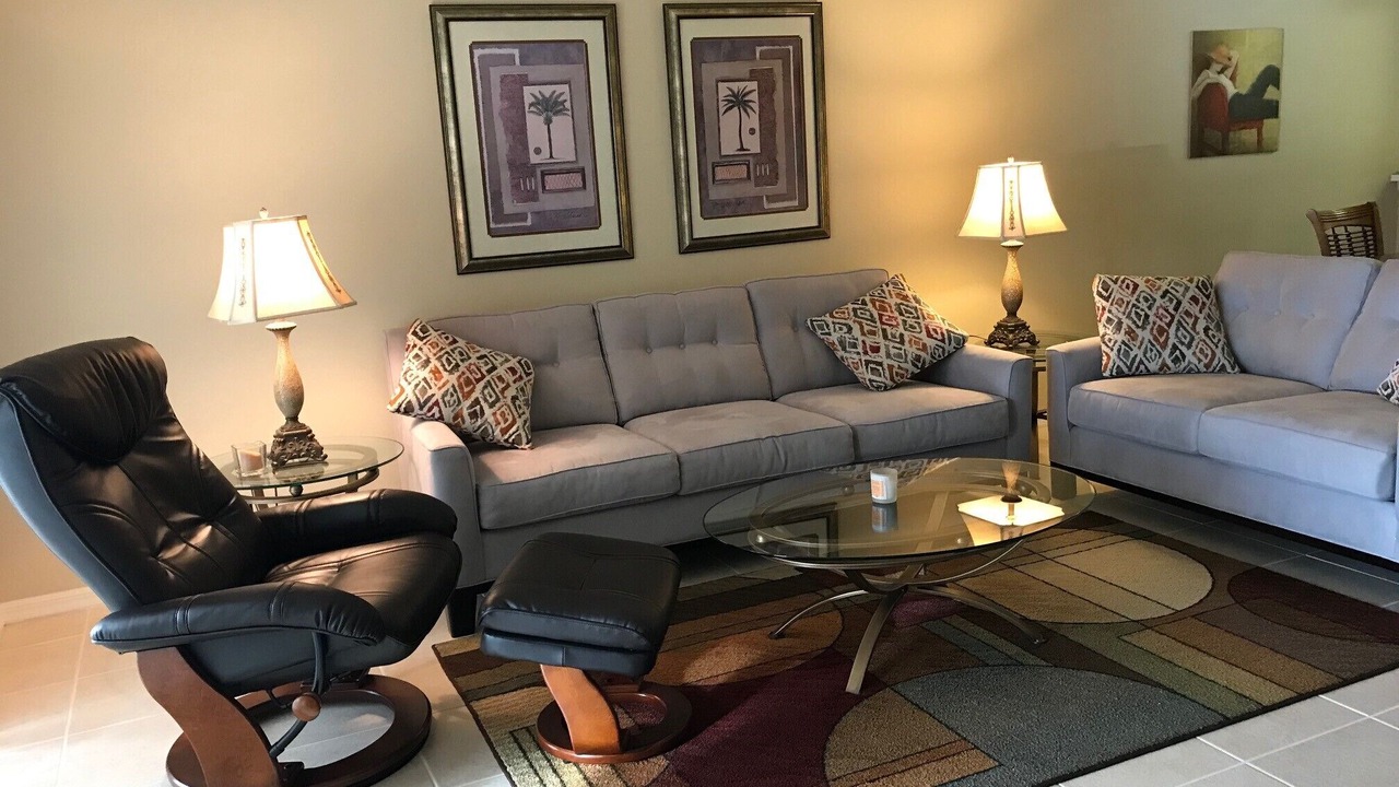 Photo of Livingroom in Naples