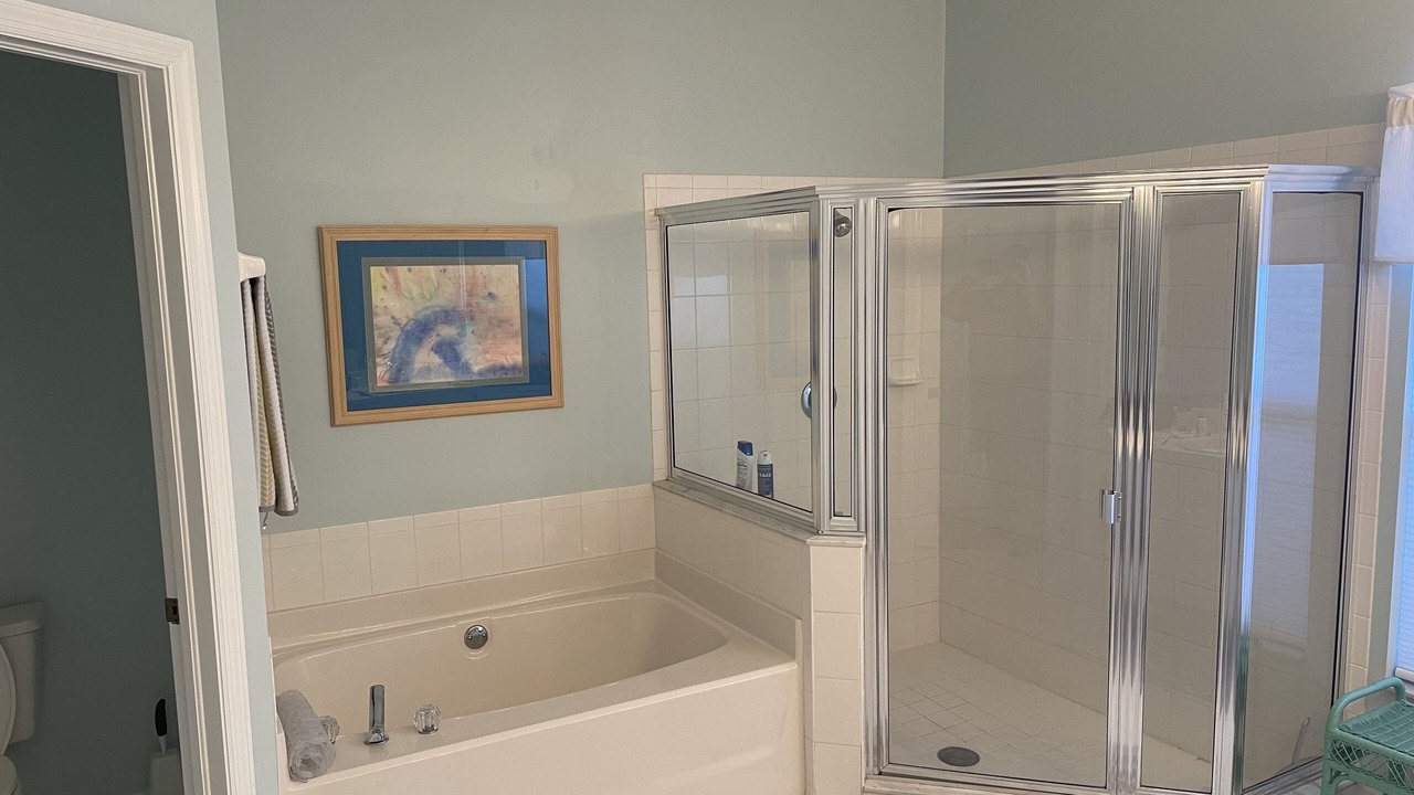Photo of Bathroom in Falcons Glen