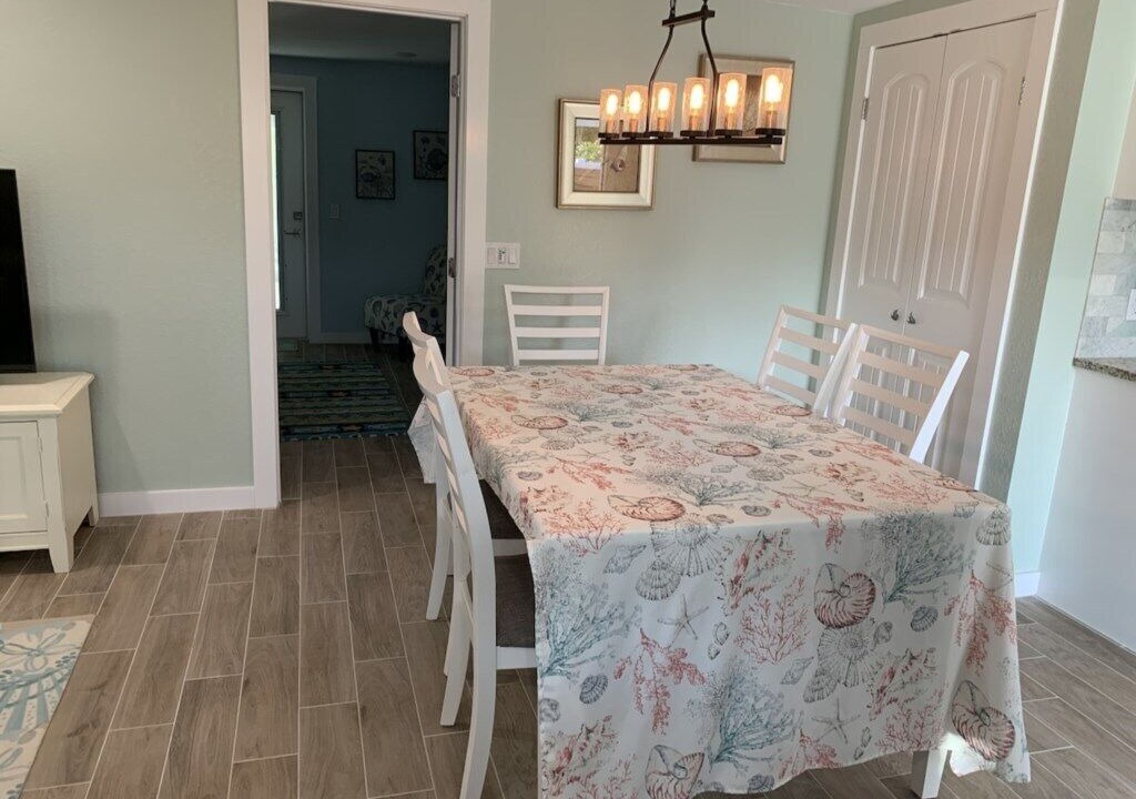 Photo of Livingroom in Holmes Beach
