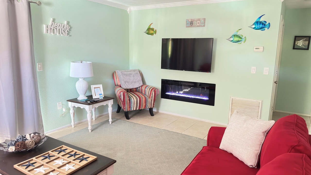 Photo of Livingroom in Englewood