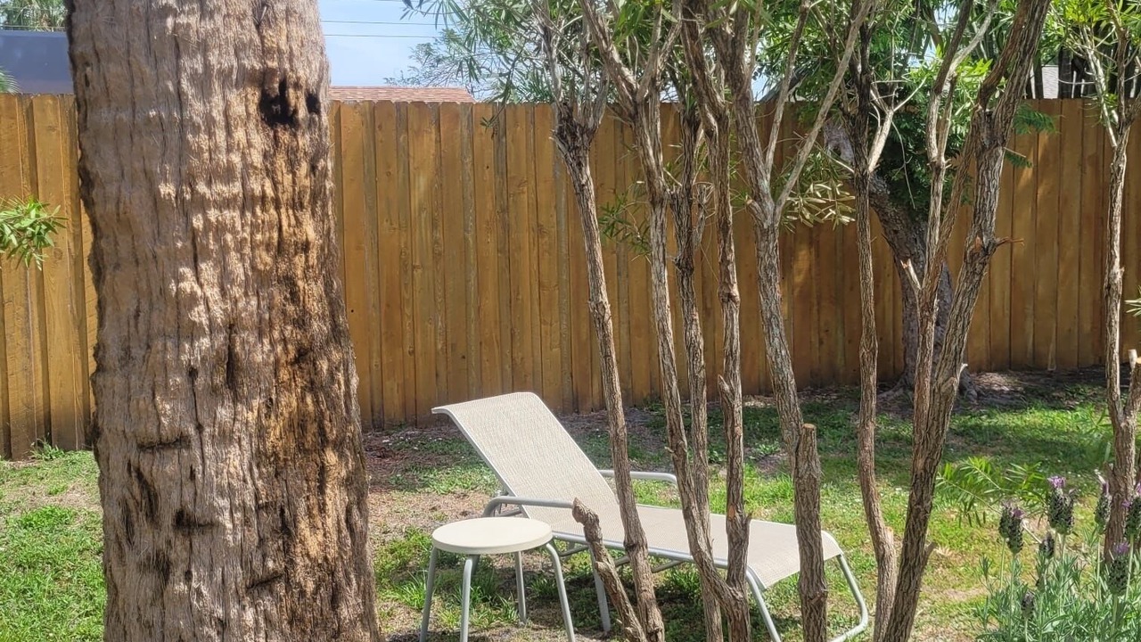 Photo of Outdoor in Gulf Gate Estates