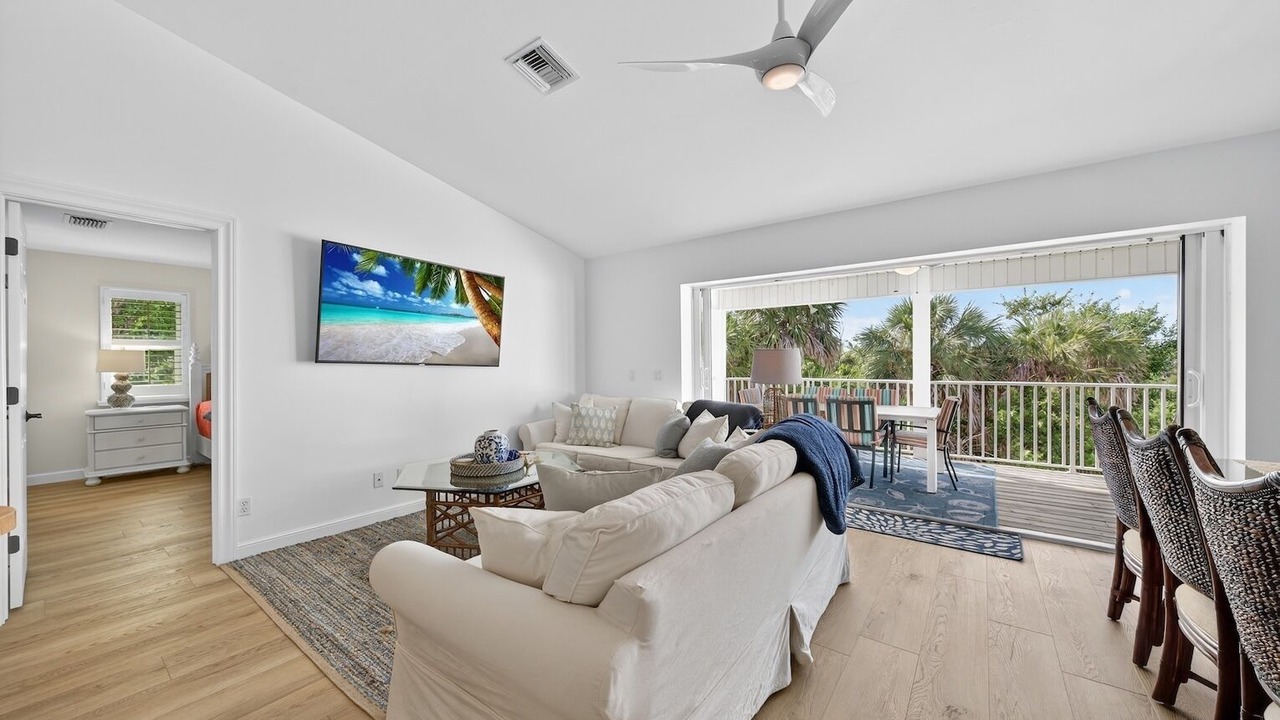 Photo of Livingroom in Heron's Landing