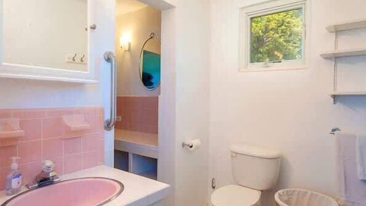 Photo of Bathroom in Sugarloaf Shores