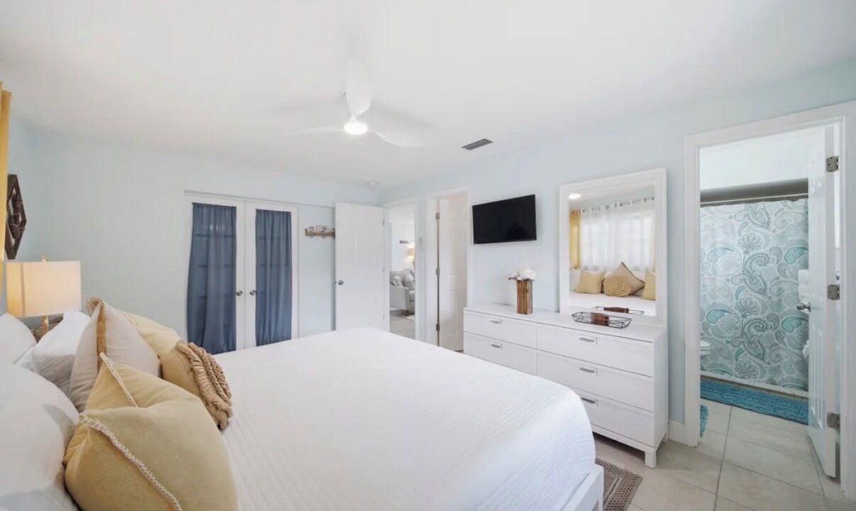 Photo of Bedroom in Naples Park