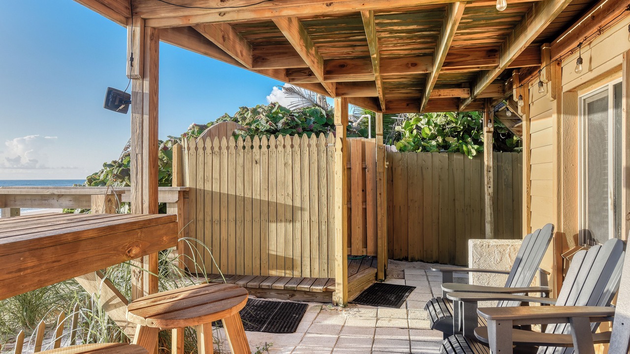 Photo of Patio Balcony in New Melbourne Beach
