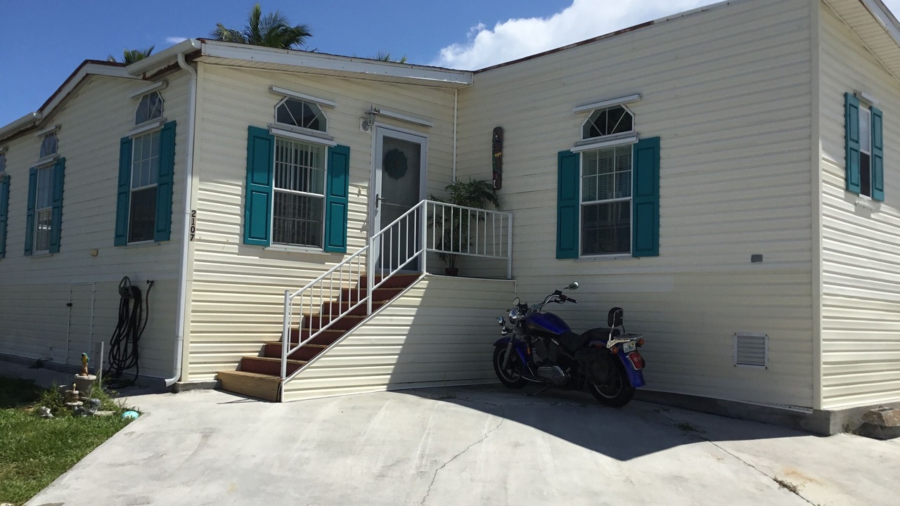 Photo of Outdoor in Hutchinson Island South