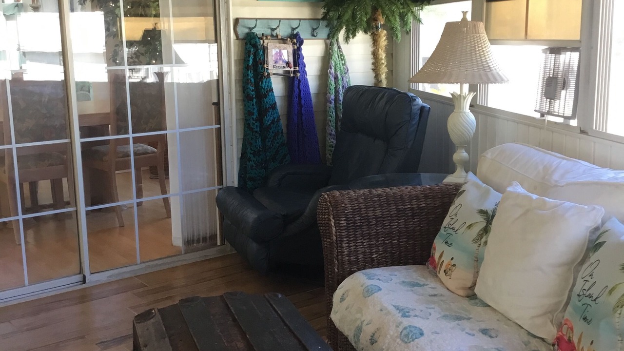 Photo of Livingroom in Hutchinson Island South