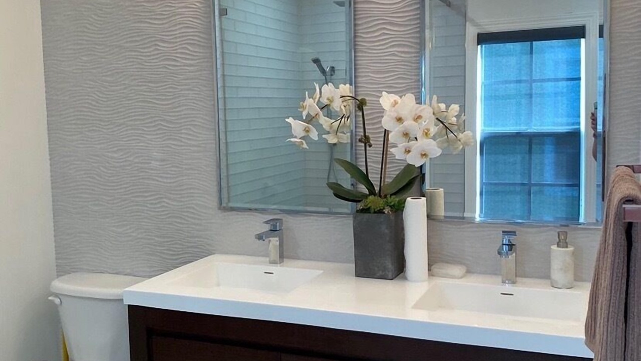Photo of Bathroom in Islamorada