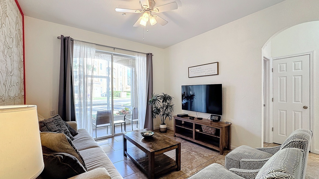Photo of Livingroom in Windsor Hills