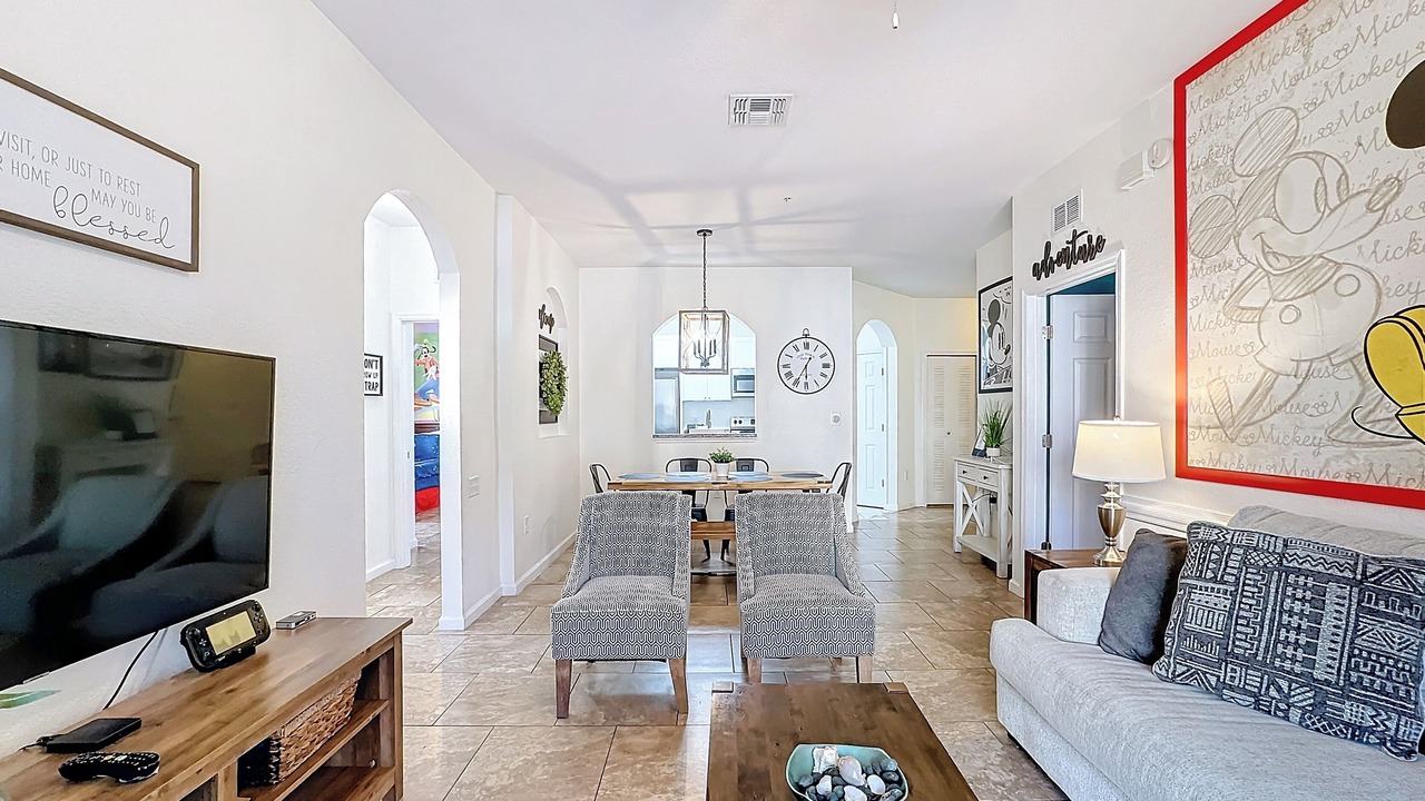 Photo of Livingroom in Windsor Hills
