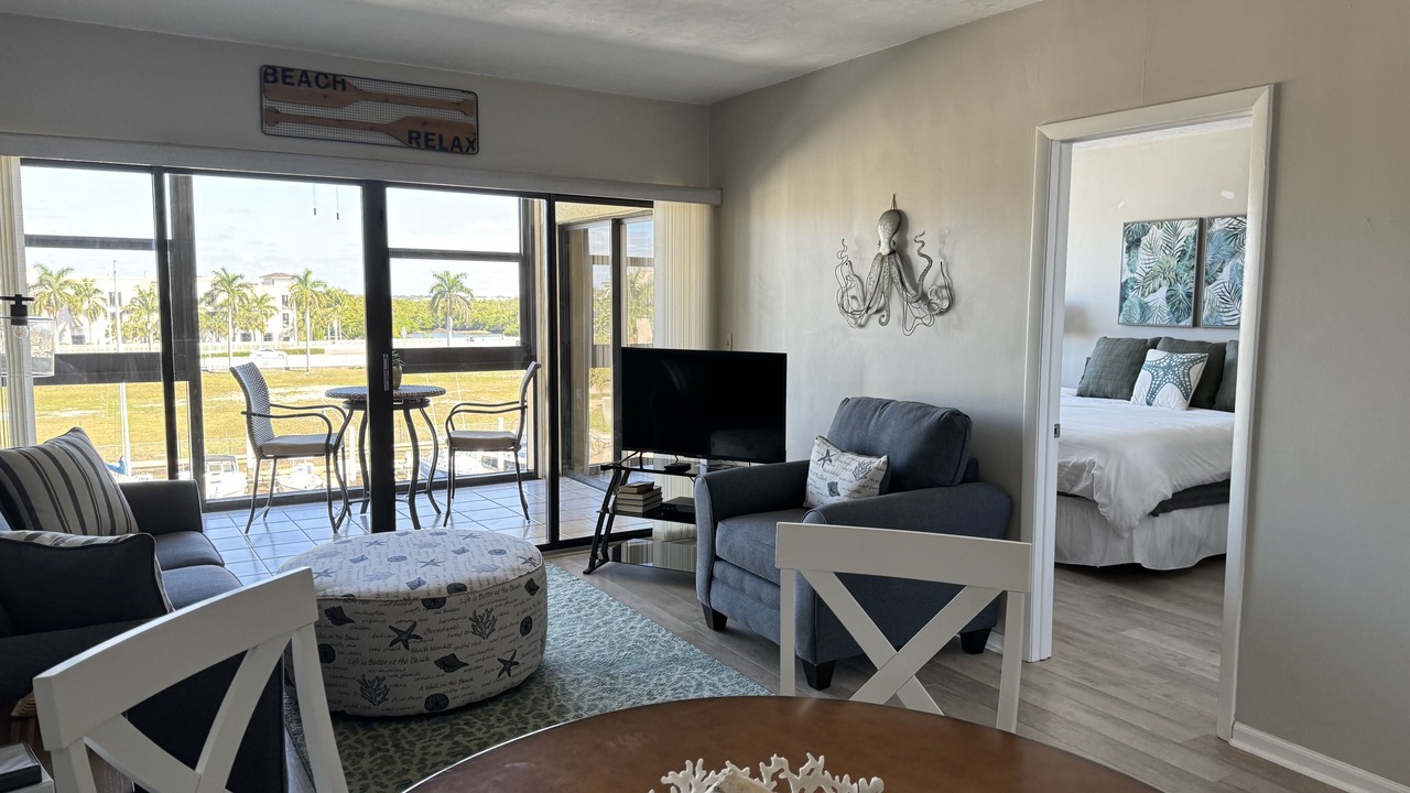 Photo of Livingroom in Old Naples