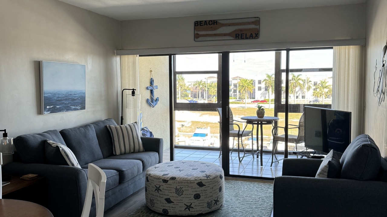 Photo of Livingroom in Old Naples