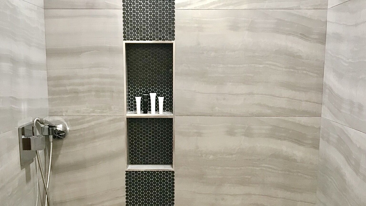 Photo of Bathroom in Edgewater