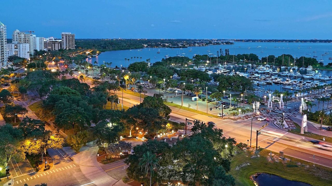 Photo of Others in Central Sarasota