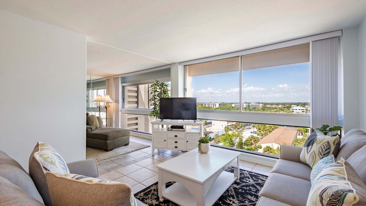 Photo of Livingroom in Siesta Key