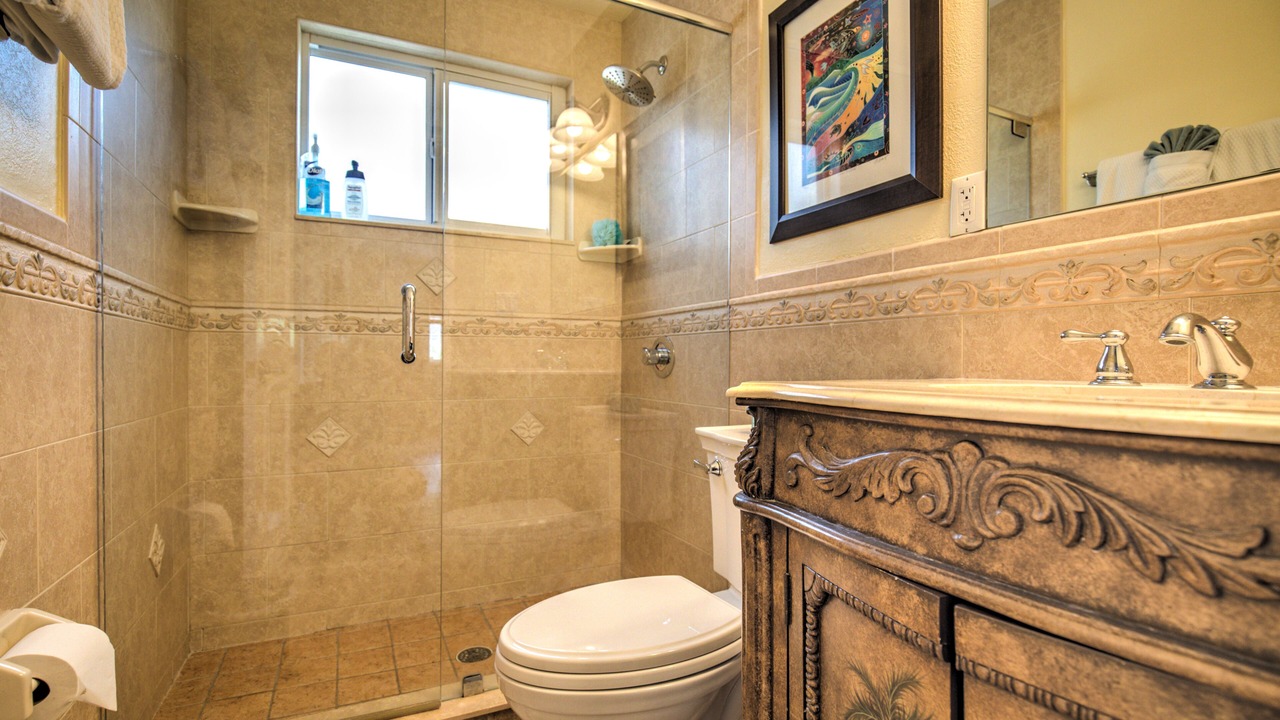 Photo of Bathroom in Marathon